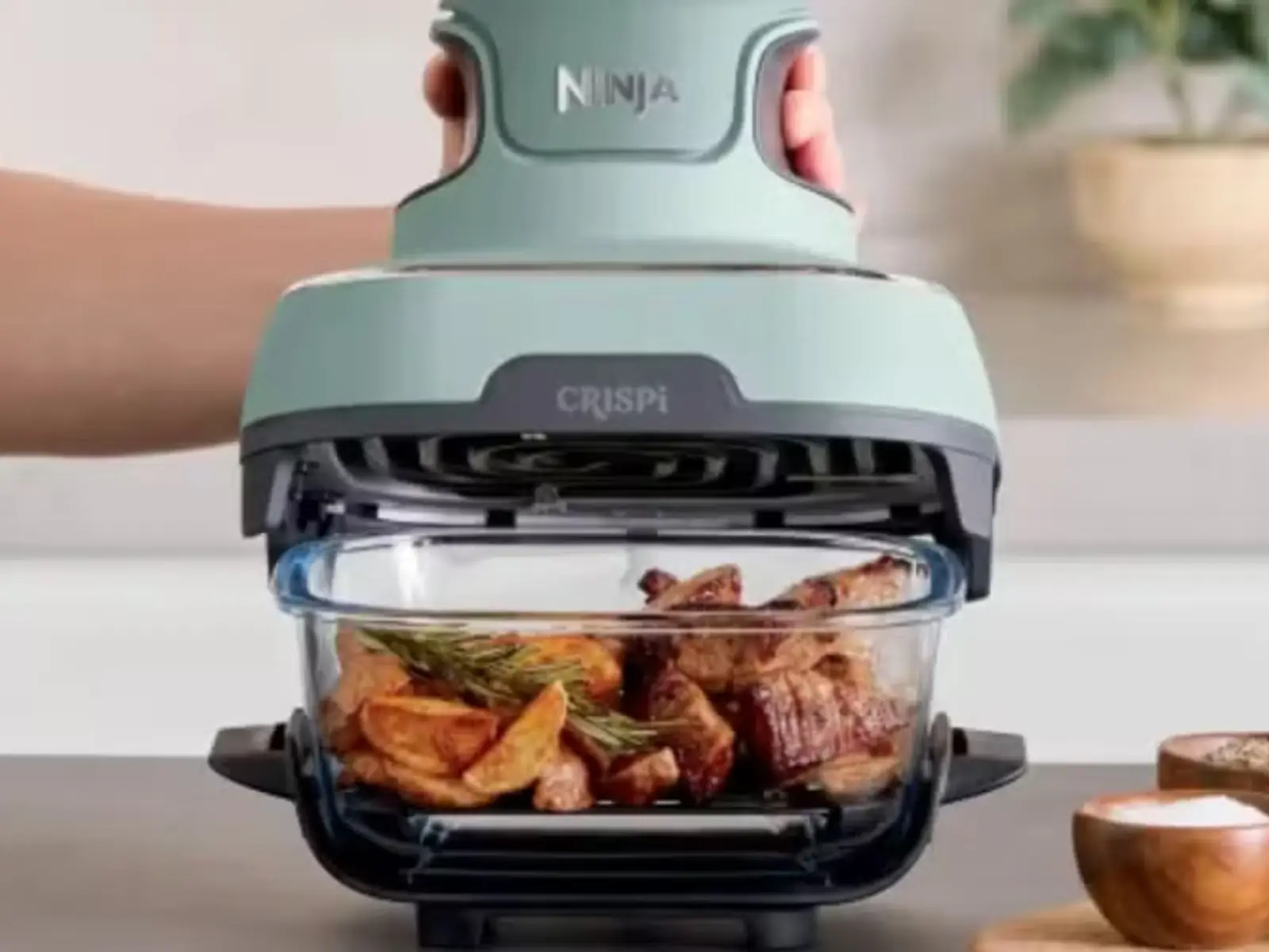 Air Fryer da Ninja em destaque, um dos produtos mais desejados para usar cupom.