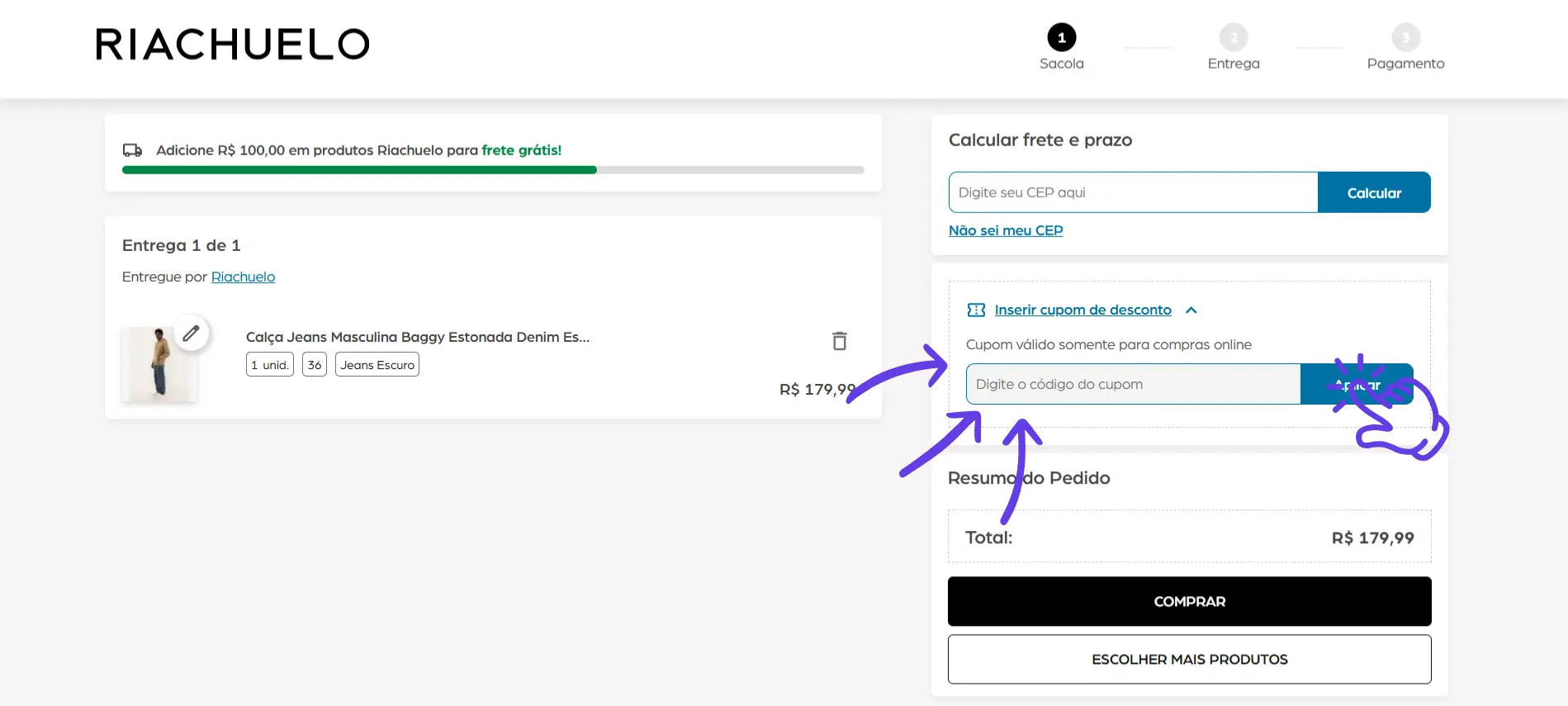 Guia mostrando onde inserir o cupom de desconto na sacola de compras do site da Riachuelo.