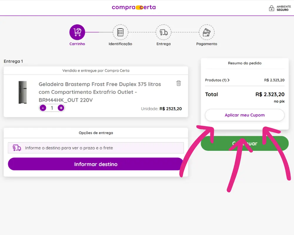 Passo a passo de como usar cupom de desconto no site Compra Certa, com setas destacando o botão 'Aplicar meu Cupom' na página do carrinho de compras.