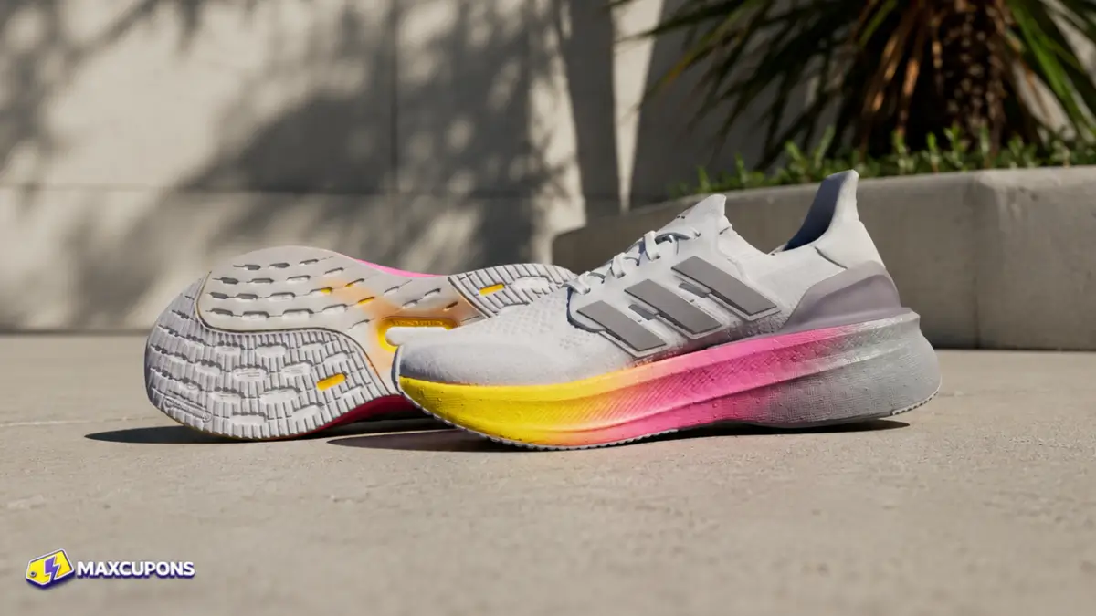 detalhe do amortecimento de um tenis adidas feminino para corrida e academia